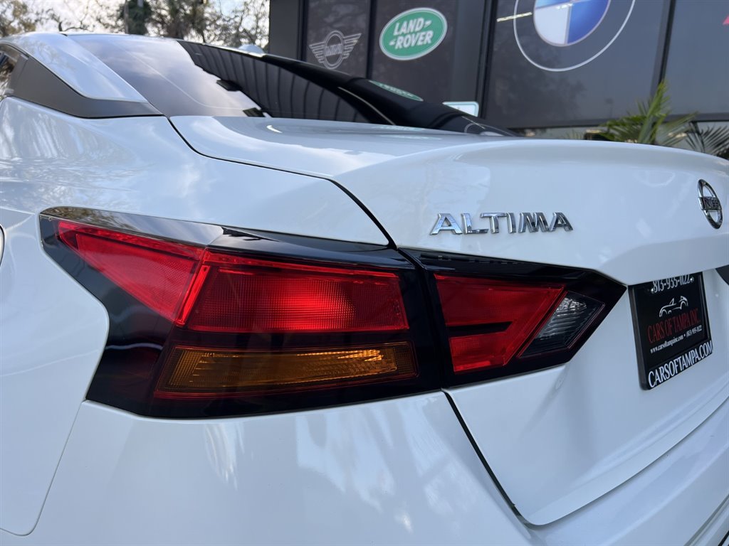 Used 2020 Nissan Altima 2.5 S FWD image 11