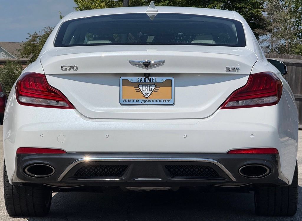 Used 2020 Genesis G70 3.3T w/ Elite Package RWD image 4