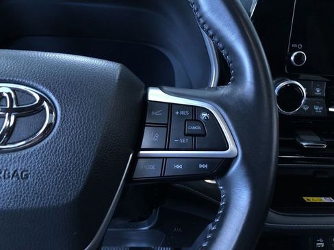 Certified 2025 Toyota Highlander XSE AWD/4WD image 26