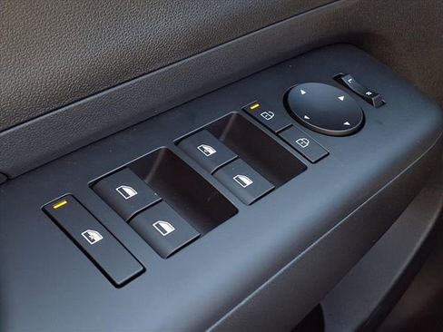 New 2026 Hyundai Kona SE image 24