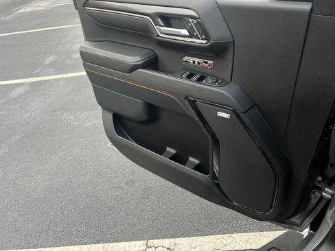 Used 2024 GMC Sierra 1500 AT4 w/ Technology Package image 17