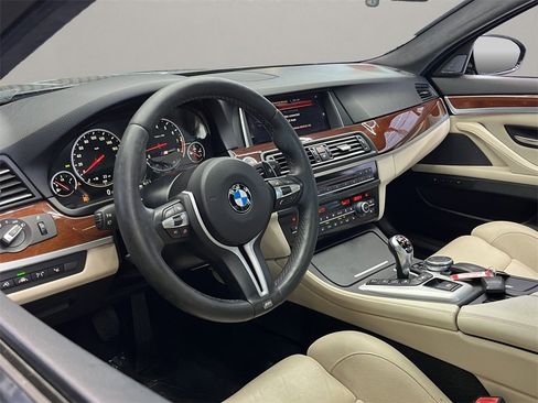 Used 2015 BMW M5 w/ Competition Package image 19
