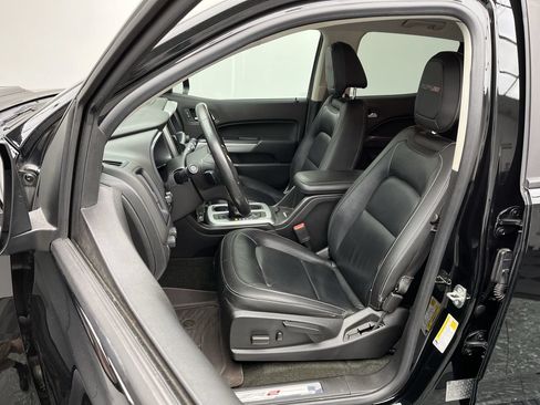 Used 2018 Chevrolet Colorado ZR2 w/ ZR2 Midnight Special Edition AWD/4WD image 8