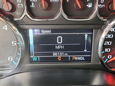 Used 2018 Chevrolet Silverado 1500 LT w/ LT Eassist Package RWD image 12