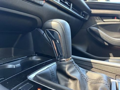 Used 2025 MAZDA MAZDA3 s image 31