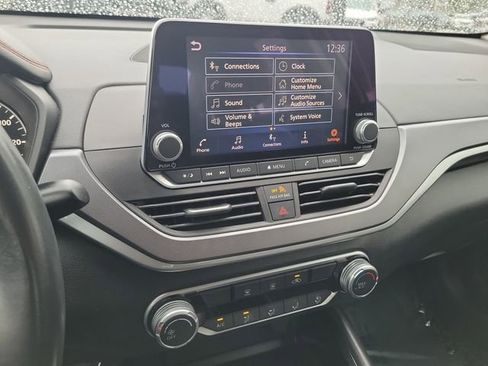 Used 2023 Nissan Altima 2.5 SR image 8