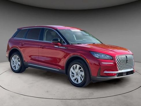 Certified 2023 Lincoln Corsair FWD image 3