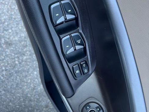 Used 2013 Hyundai Santa Fe Sport image 9