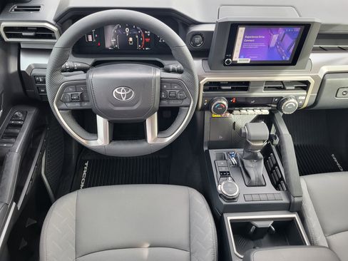 Certified 2025 Toyota Tacoma SR5 image 11