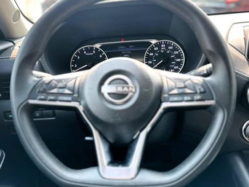 Used 2024 Nissan Sentra SV FWD image 12