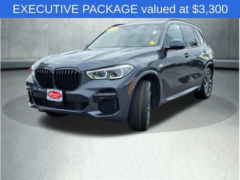 Used 2022 BMW X5 M50i w/ Executive Package image 4
