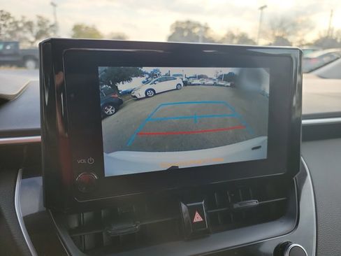 Used 2024 Toyota Corolla LE image 22