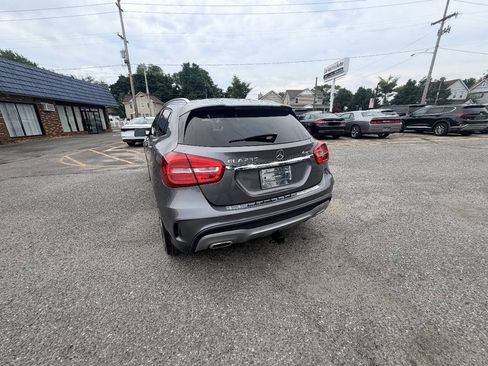 Used 2015 Mercedes-Benz GLA 250 4MATIC image 32