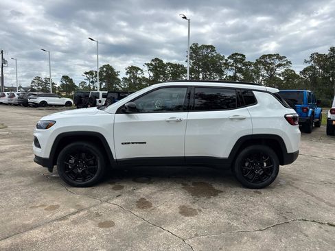 New 2026 Jeep Compass Latitude AWD/4WD image 6
