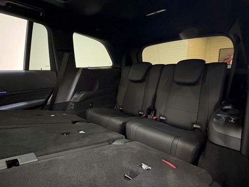 New 2026 Mercedes-Benz GLS 450 4MATIC image 25