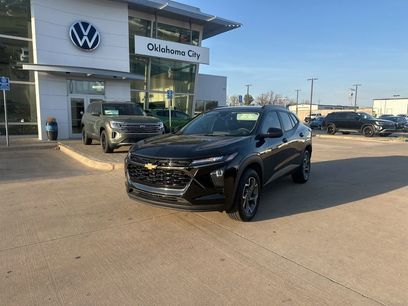 Used 2025 Chevrolet Trax LT w/ Driver Confidence Package