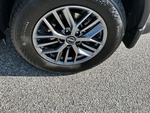 New 2026 Nissan Rogue S AWD/4WD image 11