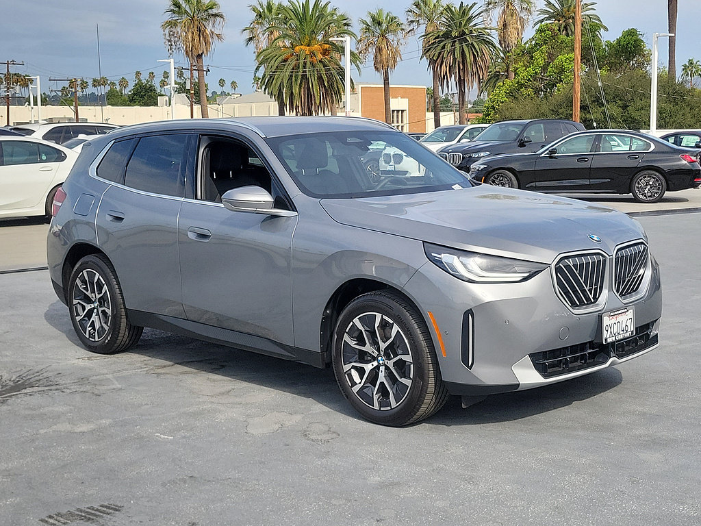 Used 2026 BMW X3 xDrive30i w/ Convenience Package AWD/4WD image 4