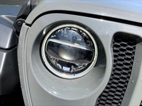 Used 2022 Jeep Wrangler Unlimited Sport AWD/4WD image 23