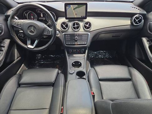 Used 2017 Mercedes-Benz GLA 250 4MATIC image 19