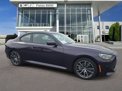 Used 2025 BMW 230i Coupe image 1
