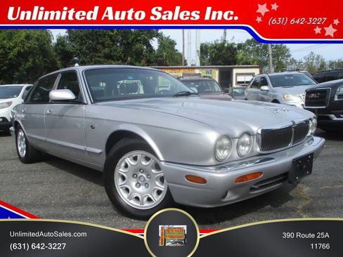 Used 2001 Jaguar XJ8 RWD image 1