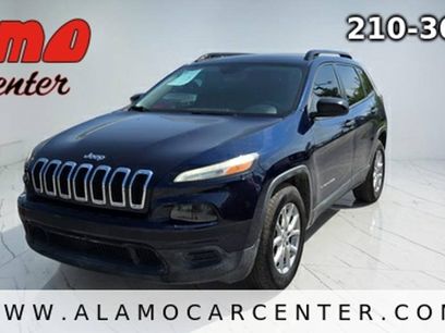 Used 2015 Jeep Cherokee Sport w/ Sport Appearance Group