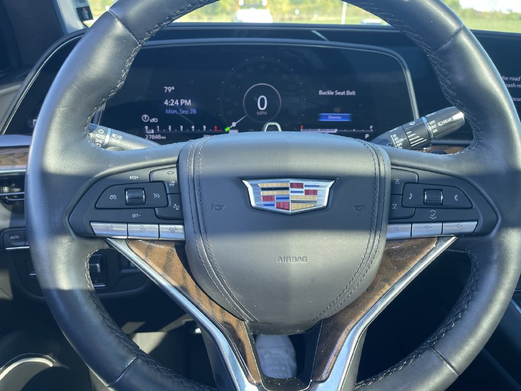 Used 2024 Cadillac Escalade Premium Luxury Platinum w/ LPO, Floor Liner Package AWD/4WD image 9