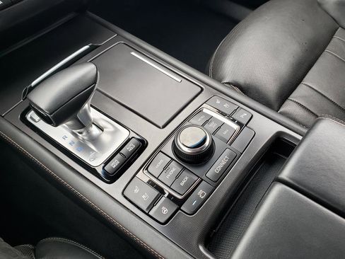 Used 2019 Genesis G80 3.3T Sport image 39