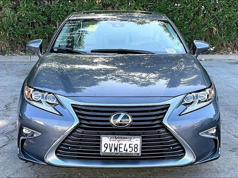 Used 2018 Lexus ES 350 w/ Luxury Package w/Wood Trim FWD image 2
