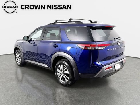 New 2026 Nissan Pathfinder SL FWD image 7