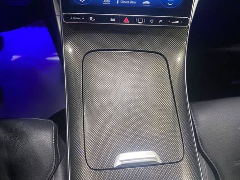 Certified 2023 Mercedes-Benz C 300 4MATIC Sedan image 13