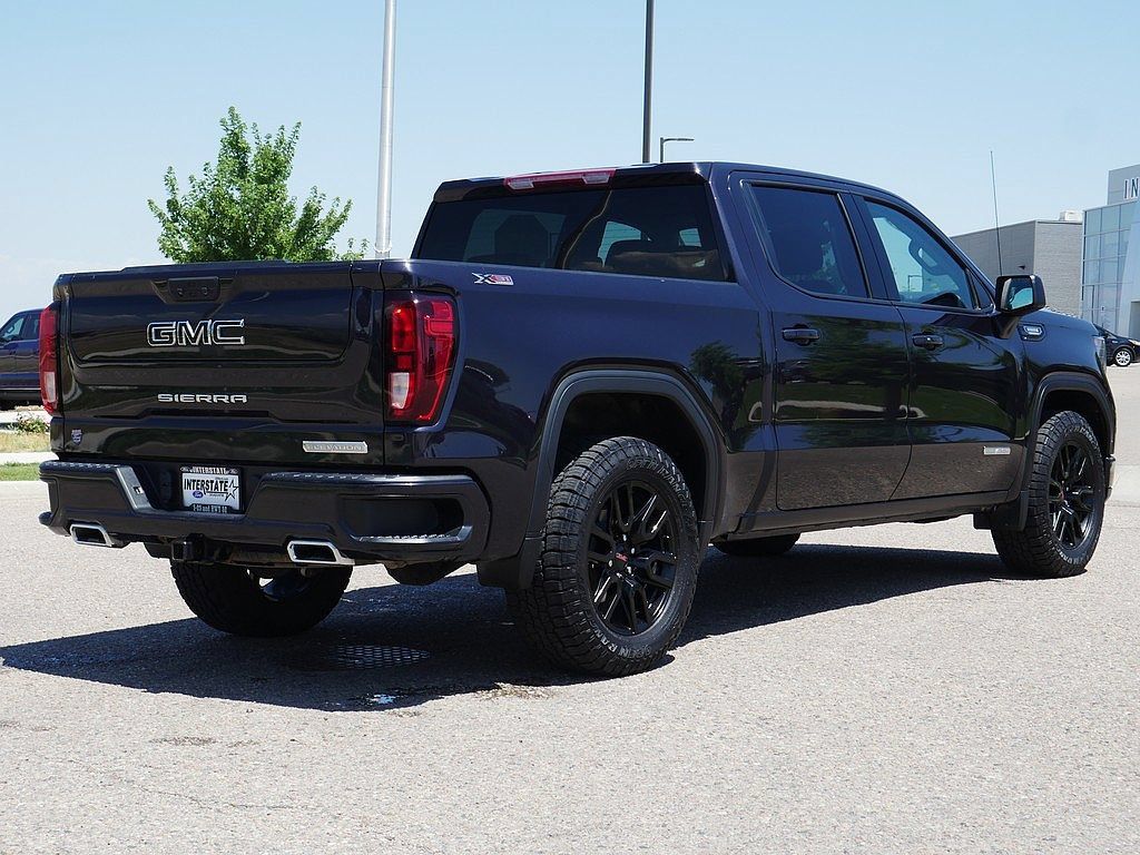 Used 2023 GMC Sierra 1500 Elevation AWD/4WD image 5