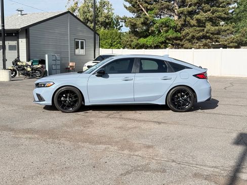 Used 2024 Honda Civic Sport image 9