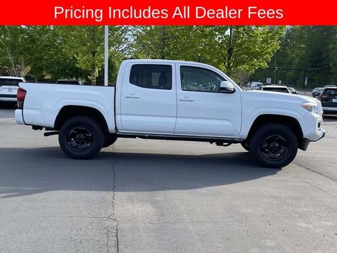 Used 2023 Toyota Tacoma SR AWD/4WD image 6