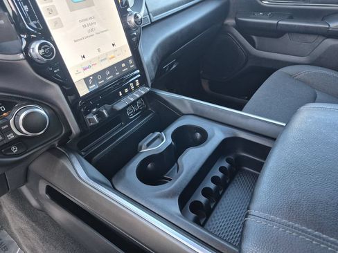 Used 2024 RAM 1500 Big Horn AWD/4WD image 10