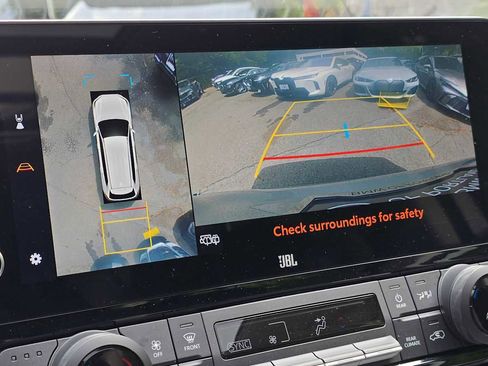 Used 2024 Toyota Grand Highlander AWD image 33