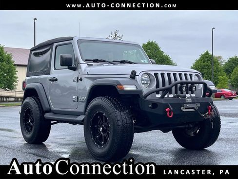 Used 2018 Jeep Wrangler Sport AWD/4WD image 1