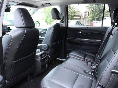 Used 2019 Honda Pilot EX-L image 18
