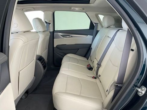 Used 2025 Cadillac XT5 Premium Luxury AWD/4WD image 45