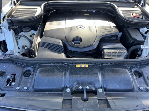 Certified 2025 Mercedes-Benz GLS 450 450 image 36