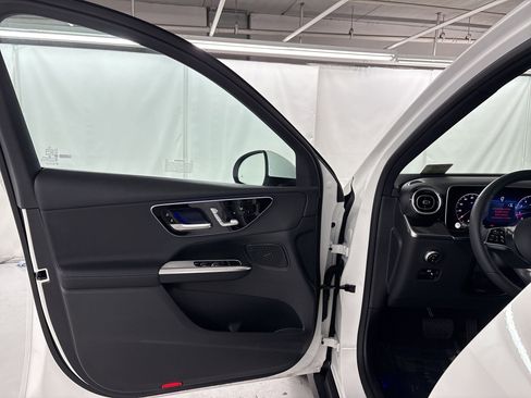 Certified 2026 Mercedes-Benz GLC 300 image 20