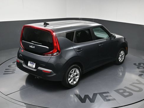 Used 2022 Kia Soul LX w/ Technology Package FWD image 34