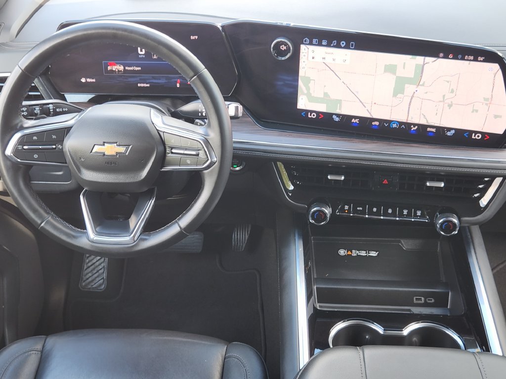 Used 2025 Chevrolet Tahoe LT RWD image 12