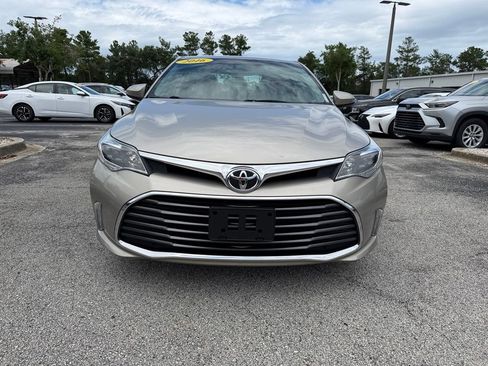 Used 2016 Toyota Avalon XLE Plus FWD image 2