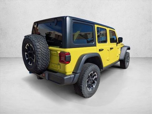 Used 2024 Jeep Wrangler Rubicon image 5