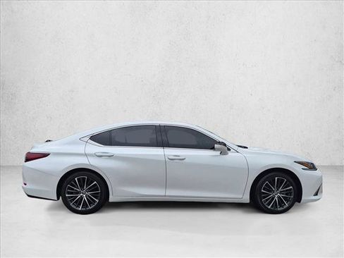 Certified 2025 Lexus ES 350 w/ Premium Package FWD image 4