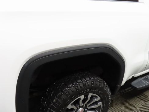 Used 2023 GMC Sierra 1500 AT4 w/ Technology Package image 35