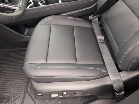 New 2026 Chevrolet Traverse LT w/ Midnight/Sport Edition AWD/4WD image 22