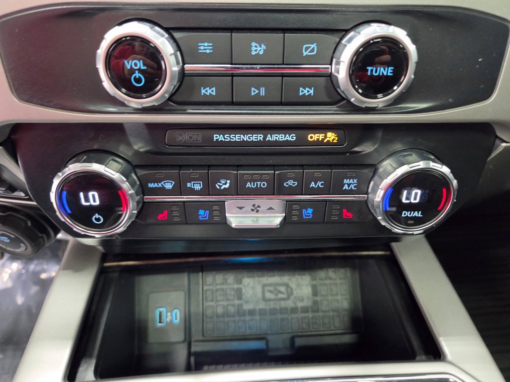 Used 2022 Ford F250 Lariat w/ Tremor Off-Road Package AWD/4WD image 47